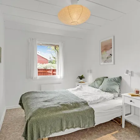 3 Bedroom In Holiday home *
